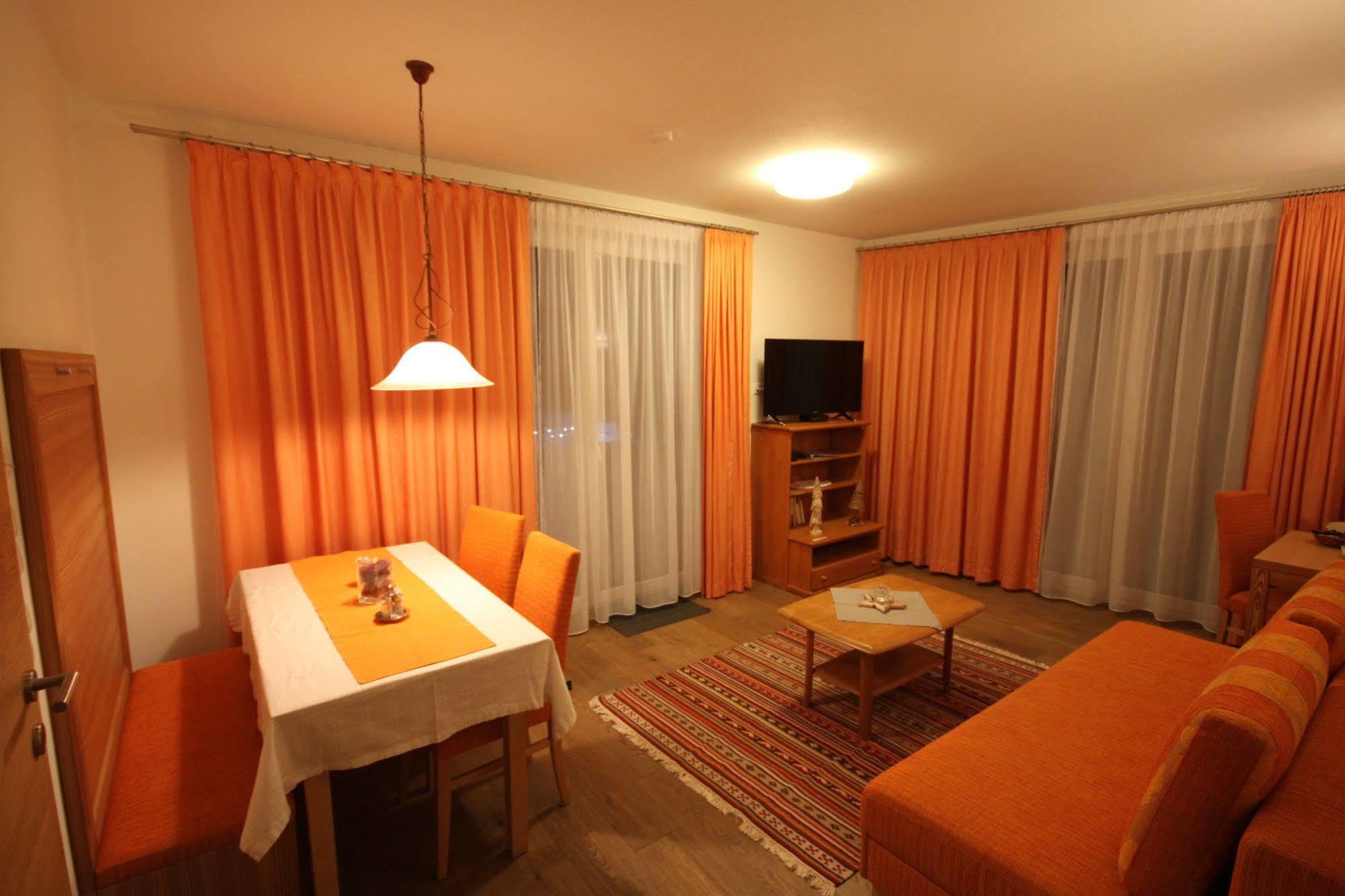 Mountain-apart Simonhof Apartment Maria Alm am Steinernen Meer